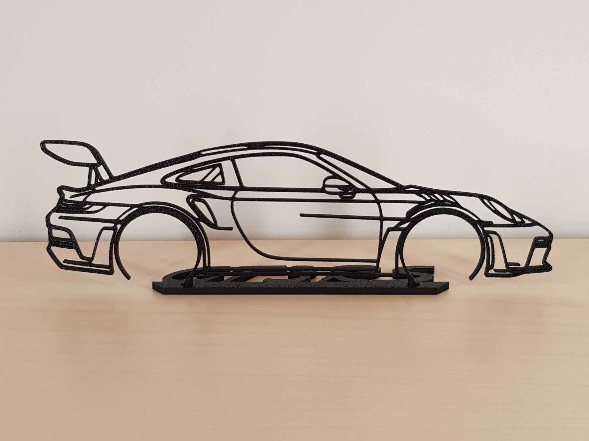 porsche 911 gt3 rs 992 by gianflab arte 2d gt3rs macchina silhouette parete sport gara supercar hypercar traccia pista decorazione modello scrivania accessori accessorio strada corsa velocità veicolo veloce auto 3D print model - Mito3D