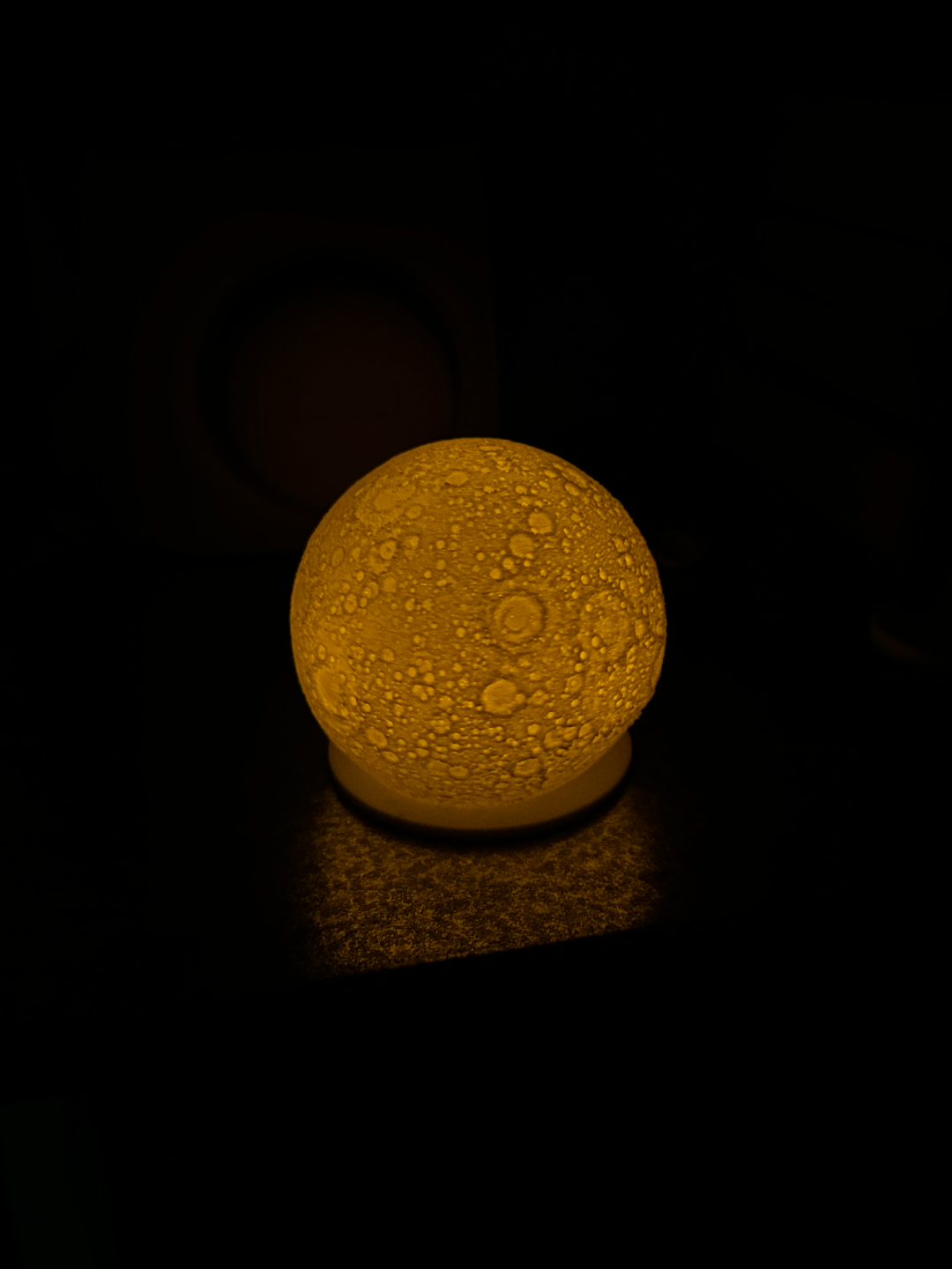 lune lumière modelé nasa high resolution imagerie by noyer ménage décor lampe cadeau art 3d bougie chauffe plat titulaire soutien afficher espace 3D print model - Mito3D