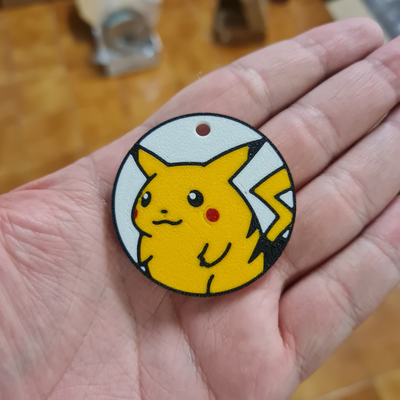 vintage pikachu keychain by maker's innovations art 2d pokemon coin keychains pokemonkeychain portachiavi 3d print model - Mito3D