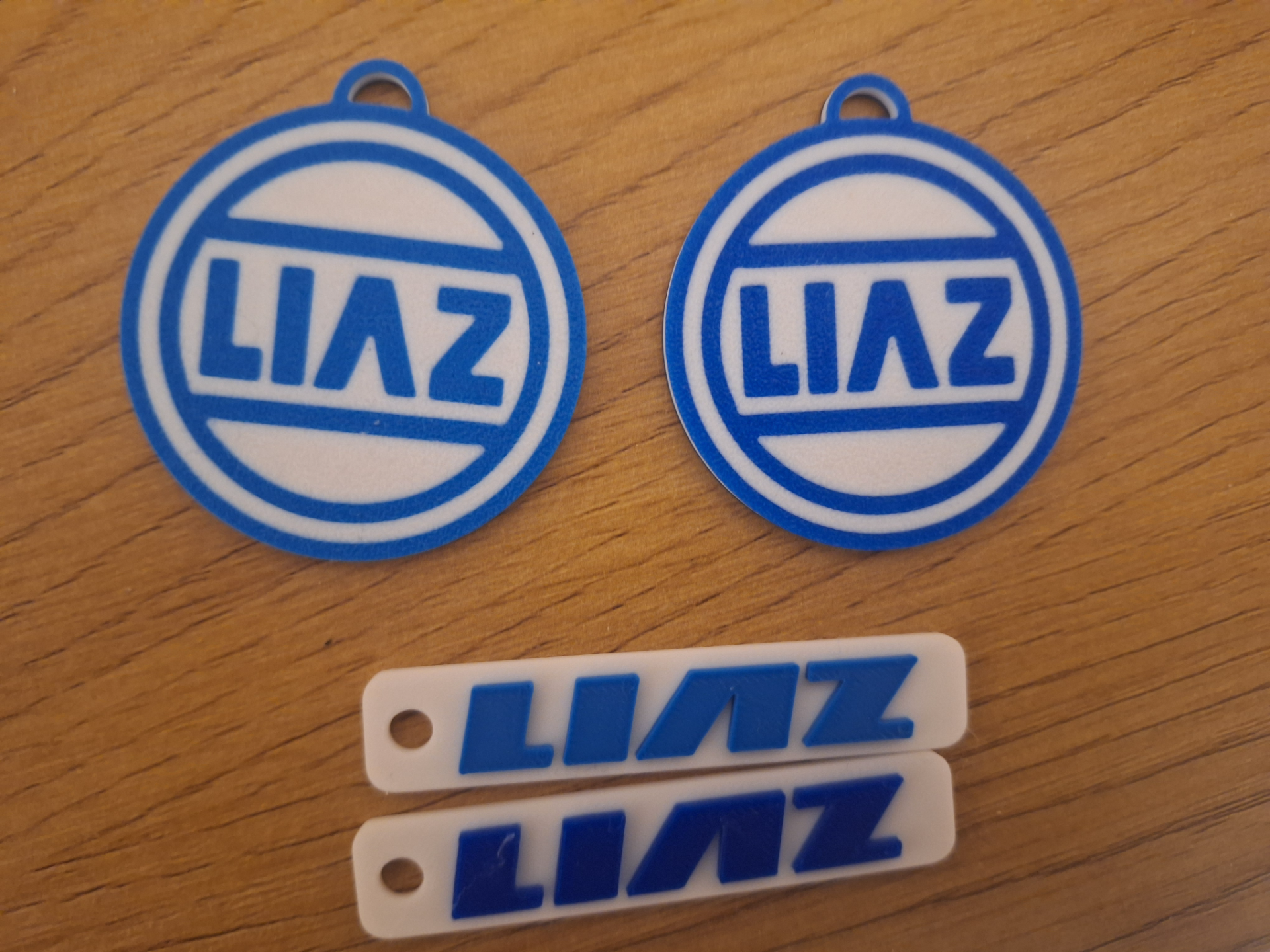 liaz schlüsselbund ek by dekretieren kunst zeichen logos skoda skodaliaz liazskoda schlüssel zubehör zubehörteil schlüsselring etikett logo 3D print model - Mito3D