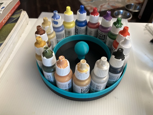 vallejo model color 16 bottle paint storage holder tray caddy carousel by gekoprime miniatures fusion360 painting vallejopaintholder 3d print model - Mito3D