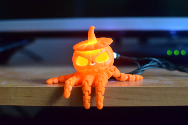 flexi octopus pumpkin remixed by maraktos miniatures animals pumkin light 3d print model - Mito3D