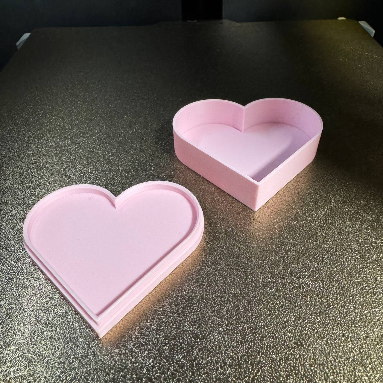 basic herz box by 3dprintifer werkzeuge veranstalter valentinstag lager niedlich 3D print model - Mito3D