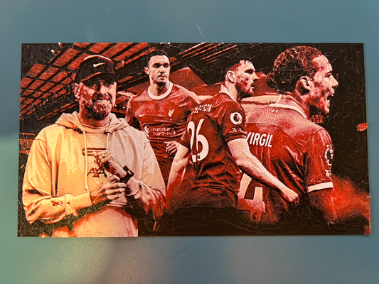 liverpool défense forge chapeaux 4 couleurs by amer génératif 3d modèle lithophane fc football football jurgen klopp trent alexandre arnold andy robertson virgile van dijk 3d print model - Mito3D