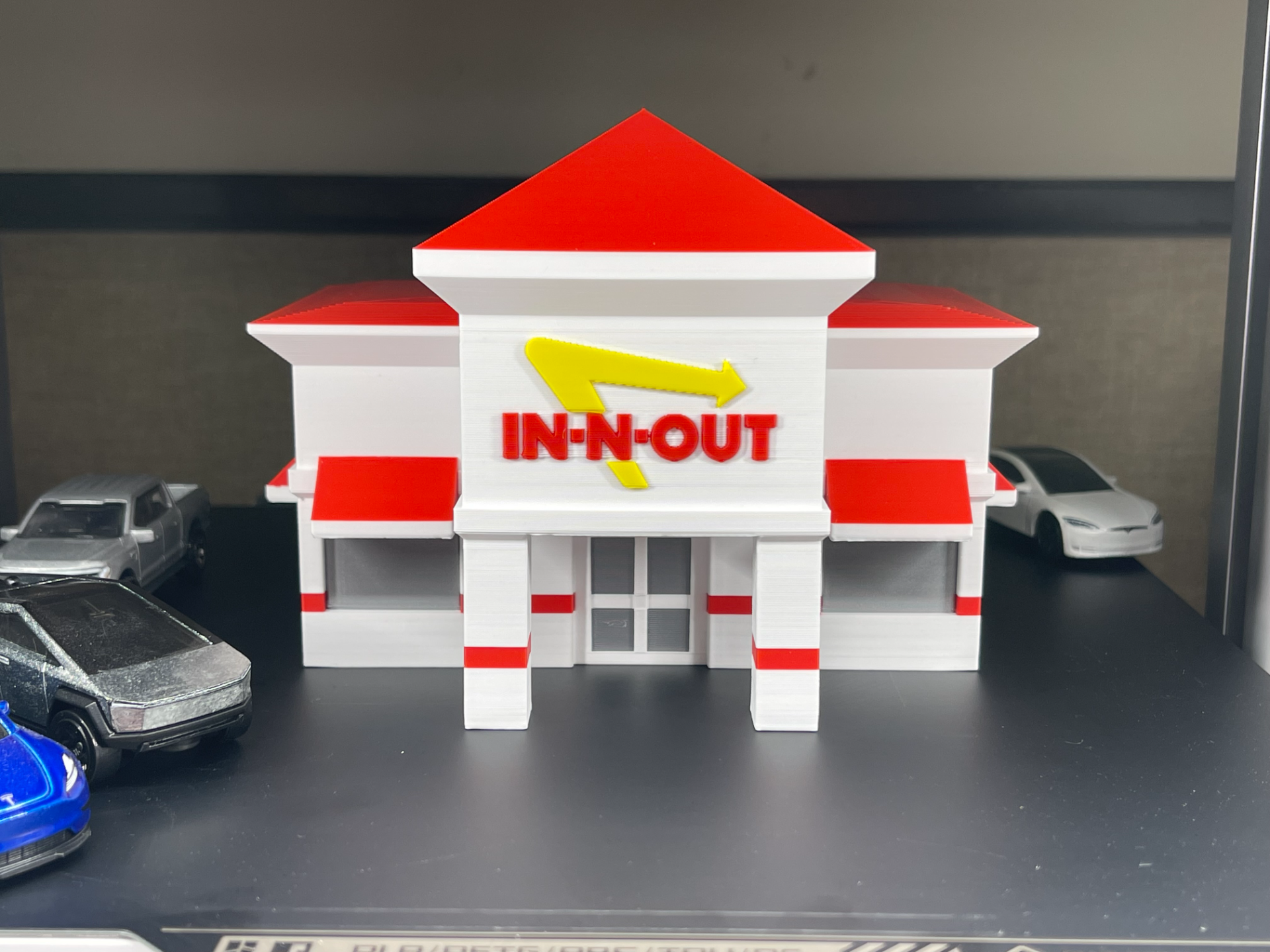 in n out restaurante modelo remixado by moinhos azd arte modelos hotwheels exibição logotipo construção comida brinquedos brinquedo 3D print model - Mito3D