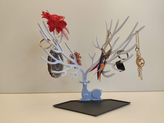 sentado ciervo anillo joyería soporte by sevro casa decoración titular joyero 3d print model - Mito3D