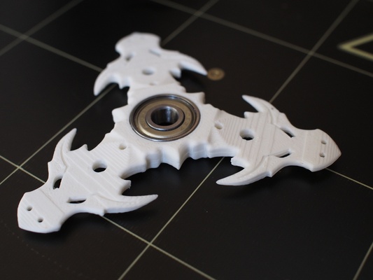 dragon shuriken - fidget by sevro tools fidgettoy fidgetspinner ninja 3d print model - Mito3D