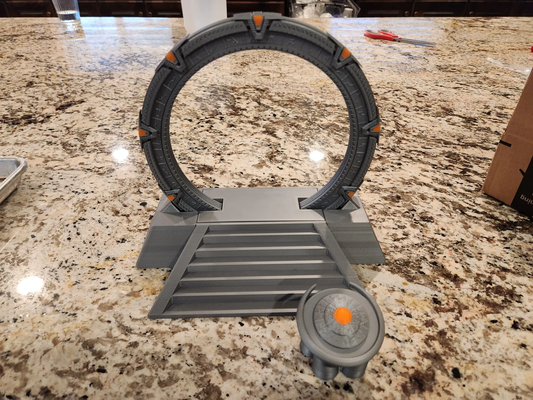 stargate in an off world pedestal dhd compartilhado by chrisbair adereços cosplays miniatura sg 1 3d print model - Mito3D