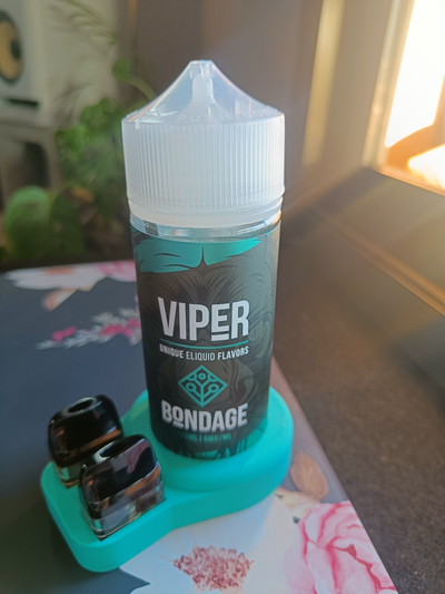 xros pod vaporesso + 100ml flasche halter unterstützung by echan42 werkzeuge gadgets dampfen organisation 3d print model - Mito3D