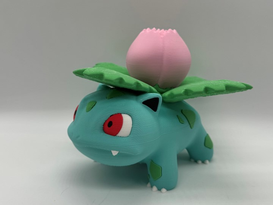 ivysaur multicolorido by entroisdimensions estatueta miniaturas criaturas pokémon bulbasauro venusaur charmander charme charizard esquilo blastoise pikachu 3d print model - Mito3D