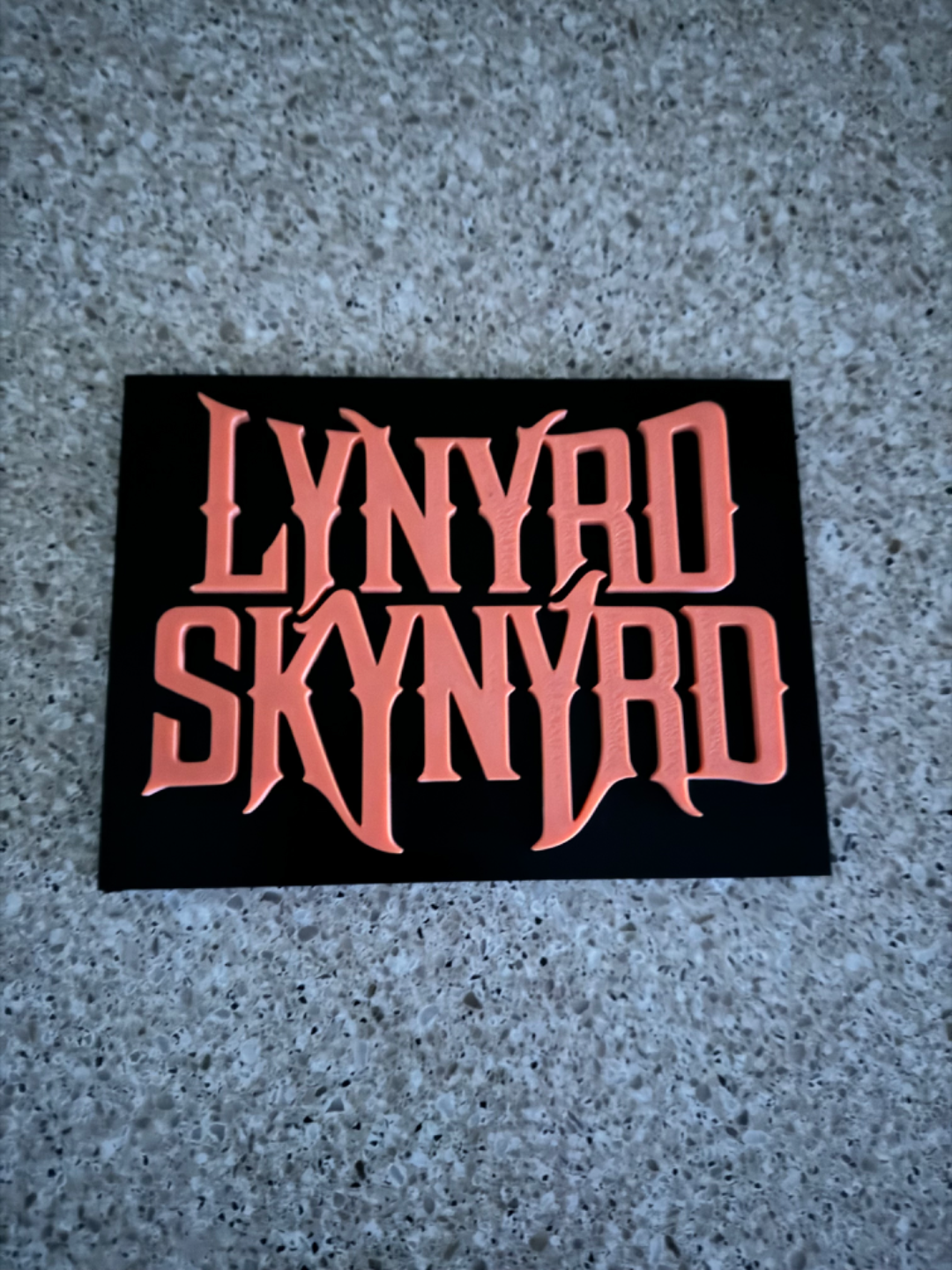 lynyrd skynyrd banda placa remixado by davglass arte sinais logotipos rocha 80snostalgia 70snostalgia 3D print model - Mito3D