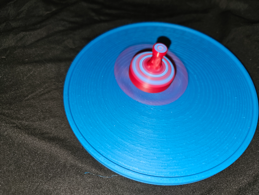 côncavo prato spinner tops by davidkq7 brinquedos jogos brinquedo 3d print model - Mito3D
