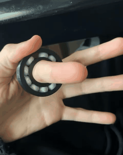 impressão in colocar bola rolamentos by pega carona educação engenharia inquietação brinquedo rápido engenheiro brinquedos 3d print model - Mito3D