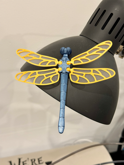 magnetic dragonfly remixed by paulbpunkt miniatures animals articulated animal insect 3d print model - Mito3D