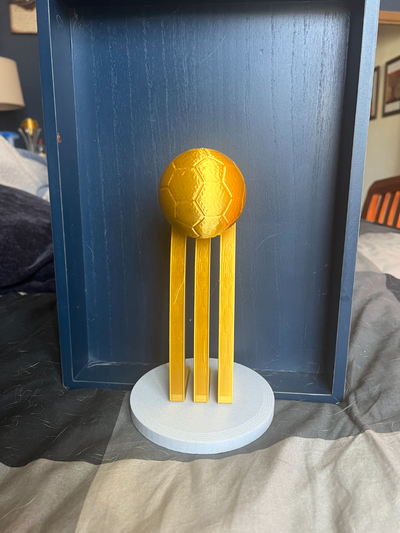 d'or balle monde tasse trophée remixé by grincheux loisir diy sport air football 3d print model - Mito3D