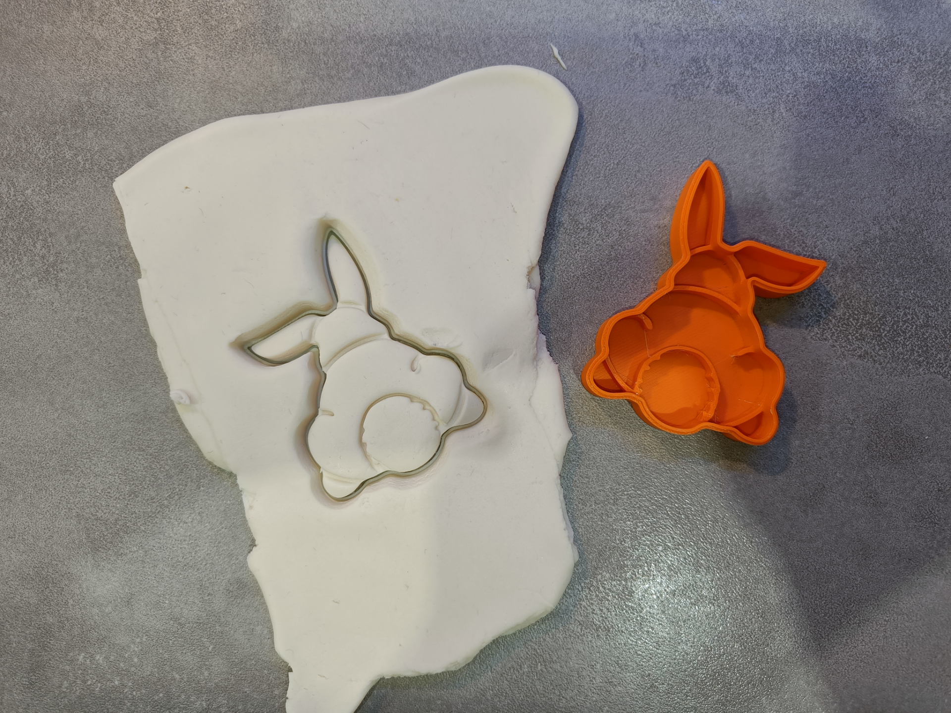 mignonne pâques lapin cul by présent outils gâteau coupeur biscuit cuisine famille oeuf œuf 3D print model - Mito3D