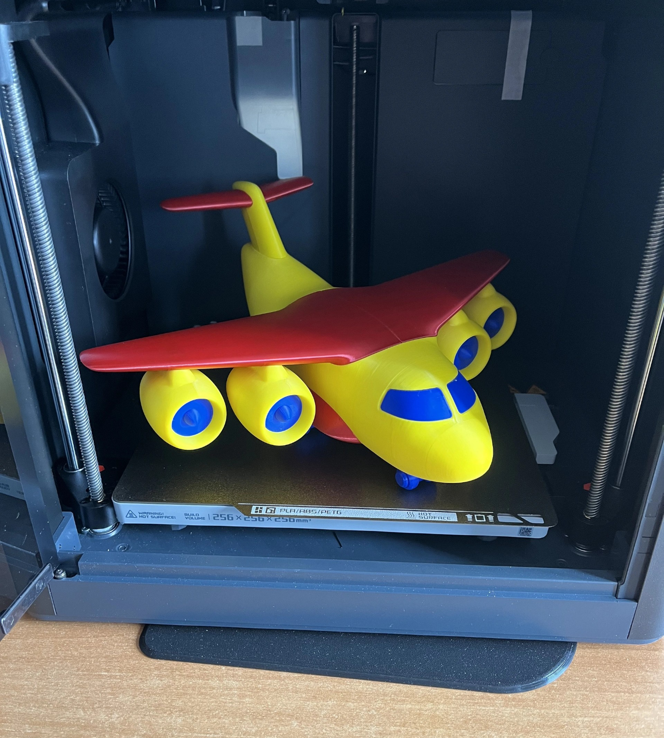 dessin animé jouet avion by emare62 jouets jeux 3D print model - Mito3D