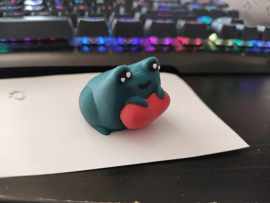 rundlich froggo herz by graylynn miniaturen tiere frosch tier valentinstag valentinstag mmu ams amphibie bezaubernd niedlich 3d print model - Mito3D