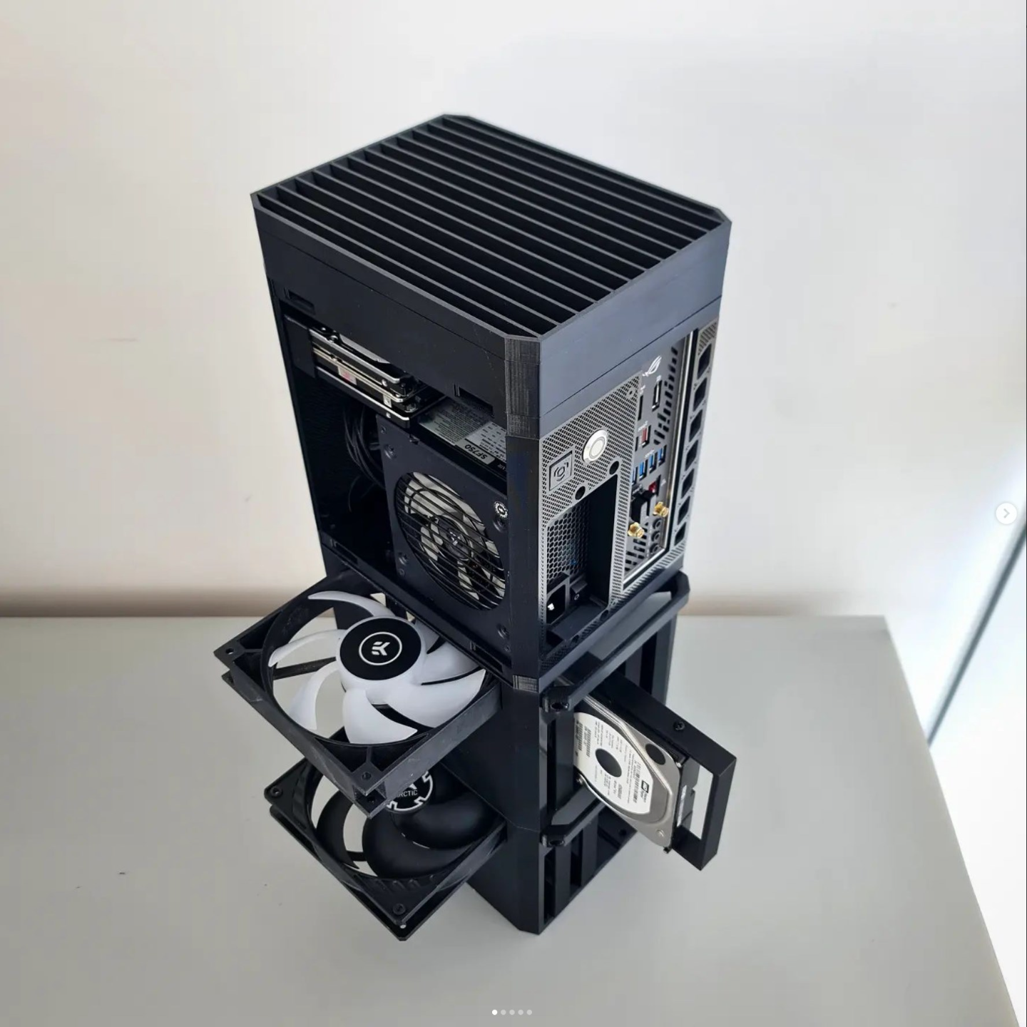 masse stapelbar nas itx gehege by haydn bao hobby diy pc pccase sff sffpc pcbuild gehäuse computer 3D print model - Mito3D