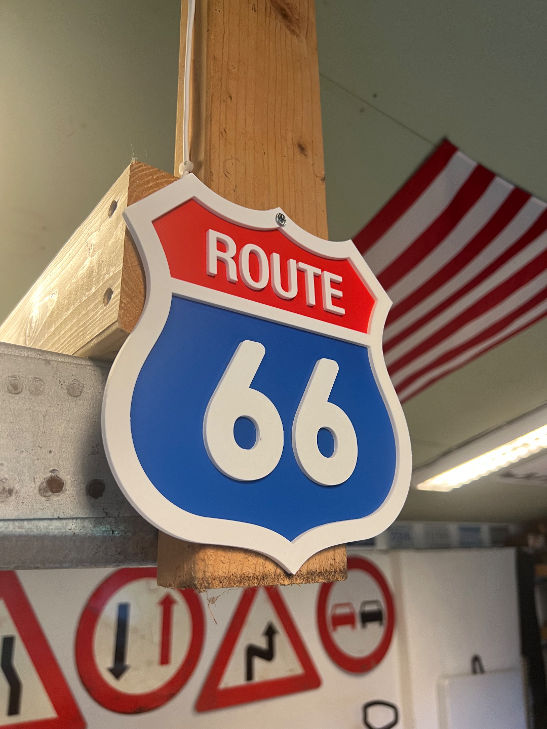 route 66 zeichen by michaelwg kunst logos usa straße mehrfarben ams amerika garage 3D print model - Mito3D