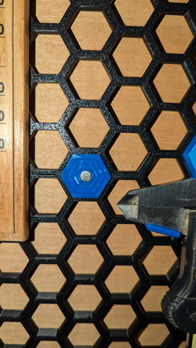insérer magn tique remixé by robuste 3d ménage maison modèles utile mur stockage nid 39 abeille 3d print model - Mito3D