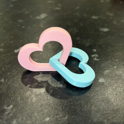 entrelacé cœurs by xander dessins jouets jeux cœur l'amour valentin agiter jouet cadeau multicolore 3d print model - Mito3D