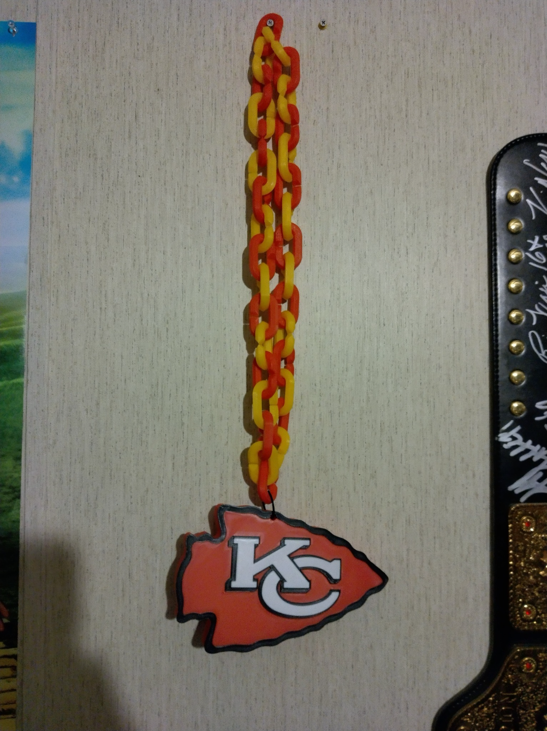 kansas city chief's logo chain pendant by balorfan85 art signs & logos chiefs 3D print model - Mito3D