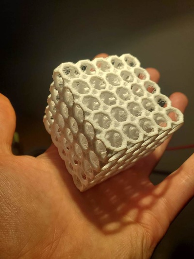 truncated cube lattice structure by wallydoggy education engineering decoration test decor sample torture torturetest cell overhang lightweight testprint thingiverse latticecube latticemodel latticestructure kelvin tpms ntopology simplecubiclattice kelvincell 3d print model - Mito3D