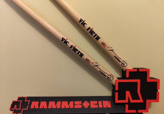 rammstein baqueta exibição by macaco casa decoração 3d print model - Mito3D