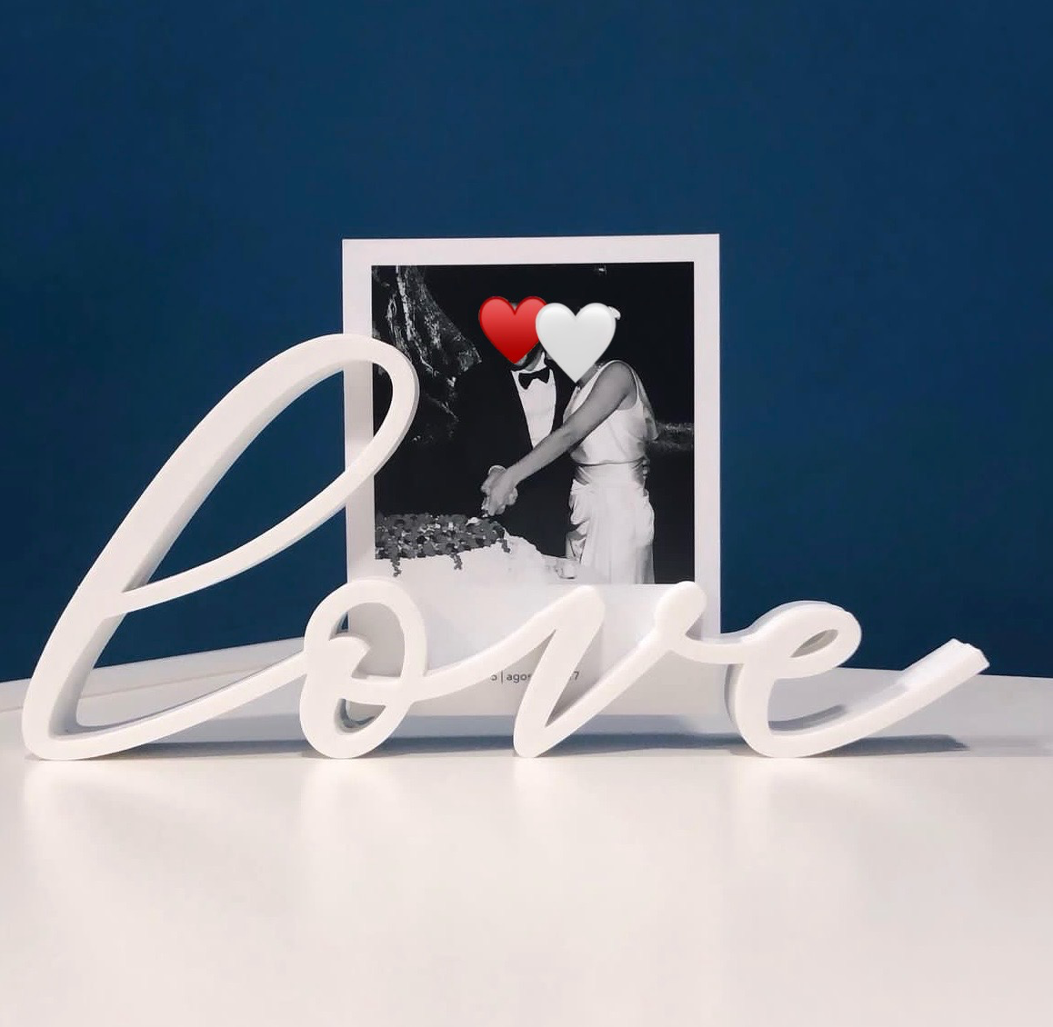 love photo holder by steve 82 household festivities saintvalentine valentine art sanvalentin sanvalentinday sanvalentine2024 sanvalentino 2024 photohanger 3D print model - Mito3D