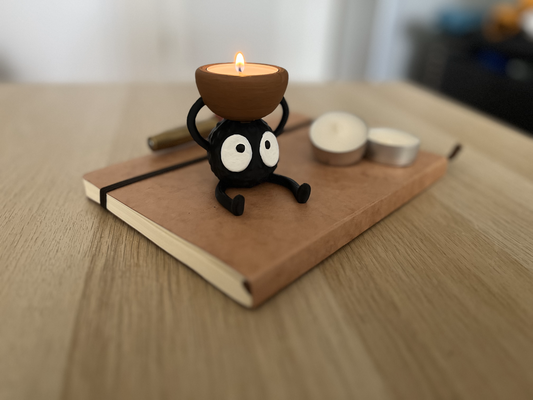 susuwatari hollín duende té vela soporte ams amistoso pintado versión incluido by keebitzenny arte esculturas studioghibli anime decoración dibujos animados enérgico espíritu ligero accesorio lindo 3d print model - Mito3D