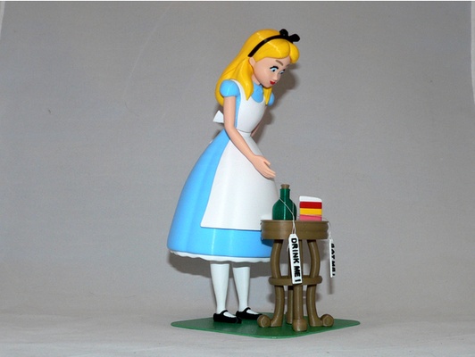 alice by reddadsteve oyuncaklar oyunlar karakterler karikatür nsfw harikalar diyarı 3d print model - Mito3D