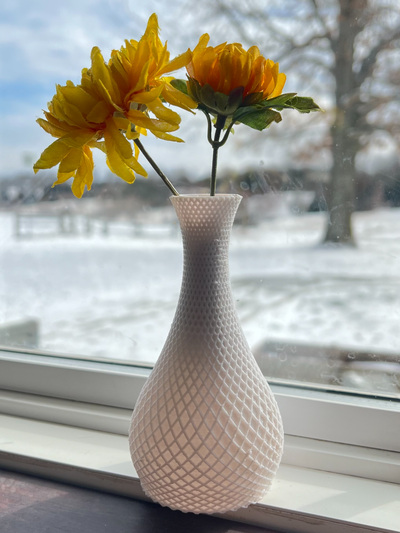 petit fleur vase by mac dessins ménage décor accueil maison accessoire fleurs pot récipient vases décoration faire 3d print model - Mito3D