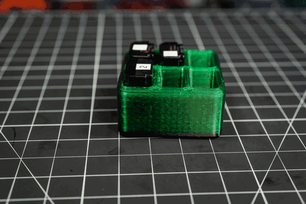 wiederaufladbar batterie halter unterstützung np fz100 by bubsbaut werkzeuge gadgets kamera sony thingiverse batteriehalter npfz100 3d print model - Mito3D