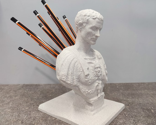 julius césar stylo crayon titulaire soutien remixé by ladamtla ménage décor porte plume crayons supporter roma marbre 3d print model - Mito3D