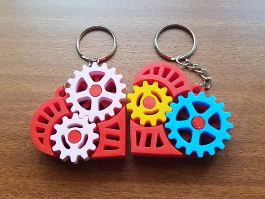 gear heart fidget toy keychain by spike mix toys & games fidgettoy mechanical keyring valentine valentinesday valentinesdaygifts 3d print model - Mito3D