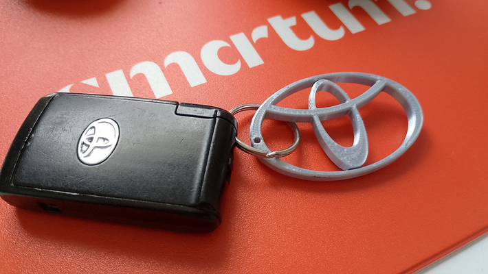 toyota keyring by snopro 440 hobby & diy vehicles 3d print model - Mito3D