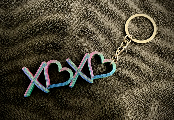 xoxo schlüsselbund by mikrofon mode modelle schlüssel zubehör kette zubehörteil herzen herz valentinstag geschenk liebe 3d print model - Mito3D