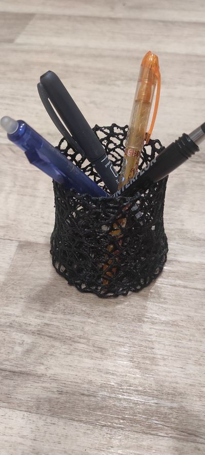 pencil holder stojanek na tu ky by user 1027959491 household decor 3d print model - Mito3D