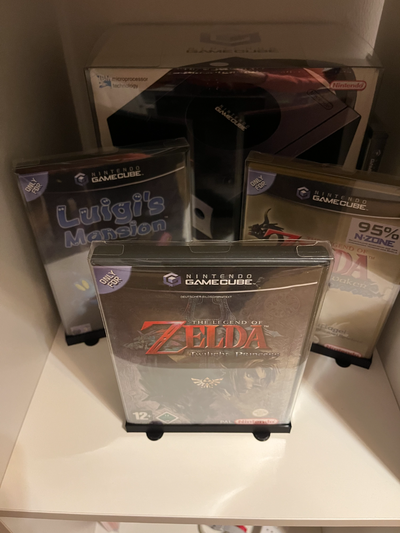 nintendo gamecube & wii clear case stand by mrsretronintendo toys games 3d print model - Mito3D