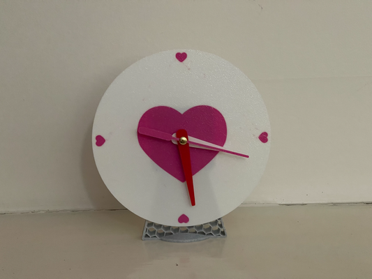 cœurs l'horloge by malcthéoracle ménage décor supporter crochet 3d print model - Mito3D