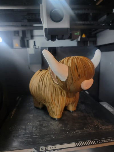 highland cow planter by xrockinmarkyx household garden 3d print model - Mito3D