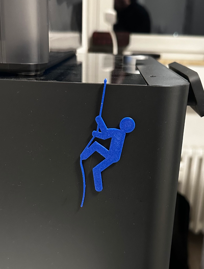 komisch klettern stock by tekk3d haushalt büro gag laptop dünn lustig klein schnell fix 3d print model - Mito3D