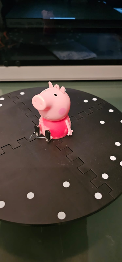 piggy keychain by pluto15772 props & cosplays peppa pig portachiave pig's easy print fast 3d print model - Mito3D