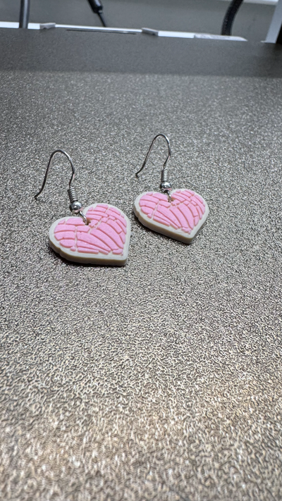 concha heart earrings by sal479 fashion valentine bakery pink earring gift bread 3d print model - Mito3D