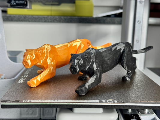 lowpoly leopard neu gemischt by paulbpunkt miniaturen tiere tier katze panther dekoration 3d print model - Mito3D