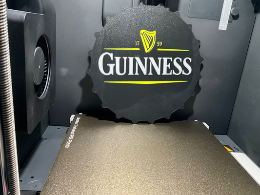 guinness led hafif kutu by vitormhs sanat işaretler logolar işaret logo luminaria guiness bira kutu şişe şapka 3d print model - Mito3D