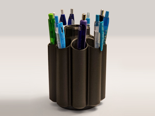 tournant stylo titulaire soutien by jwalker55 ménage bureau crayon 3d print model - Mito3D