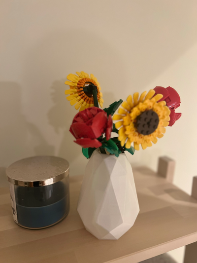 poly vase lego artificiel plantes by harnais art modèles lowpoly 3d print model - Mito3D