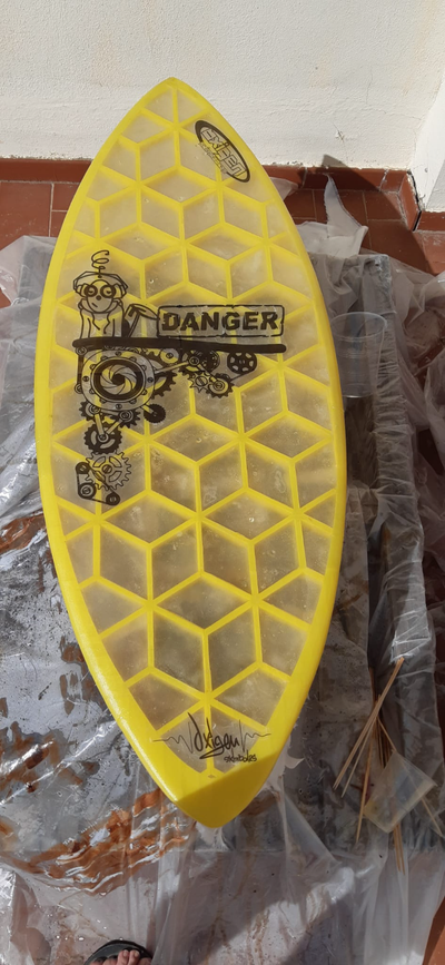 skimboard by abonnieren hobby diy sport draußen surfen hexagon 3d print model - Mito3D